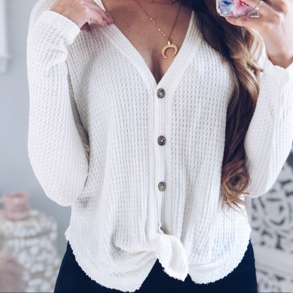 LAST 1 // The Perfect Button Waffle Knit Tie Knot - Picture 5 of 8